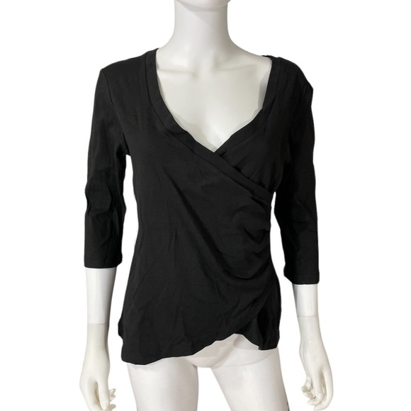 Fredericks of Hollywood V-Neck Black Top
New - Picture 10 of 10
